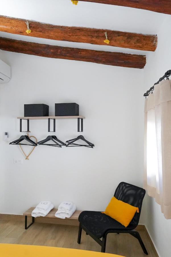 Apartaments La Rambla - Arbequina - 6 Persones Cornudella de Montsant Exteriör bild