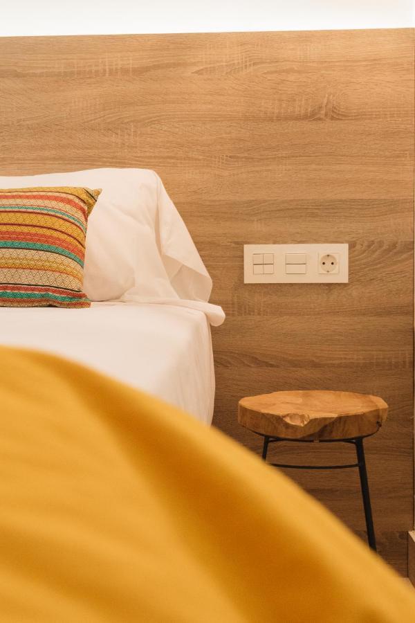 Apartaments La Rambla - Arbequina - 6 Persones Cornudella de Montsant Exteriör bild